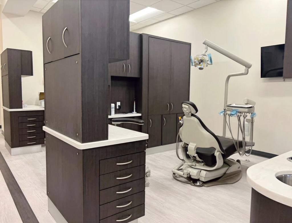 Dentist & Orthodontist in Hudson, MA